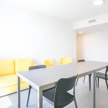 アパートホテル In-domus Monneret *