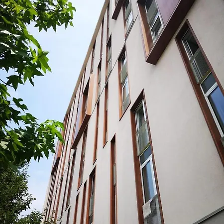 In-domus Monneret Aparthotel *